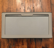 BOSE Soundlink III 3  Grau