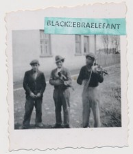 (517)  Foto wk2   Rumänien SINTI  Musiker 1940 Spielen