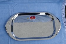 Servierplatte groß oval Metall silbern Griffe mit Wölbung WMF Cromargan