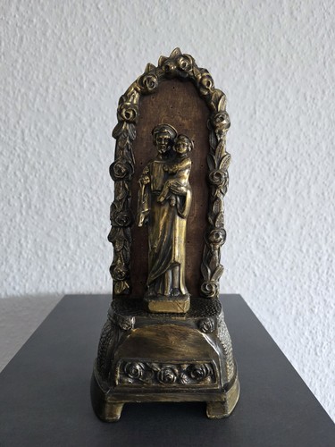 Religiöse figur heilige mit - figur,