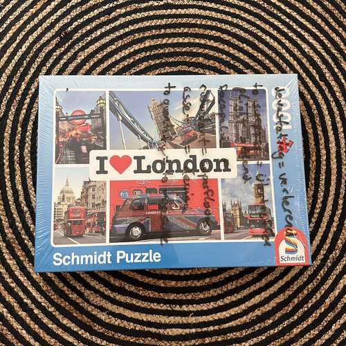 Schmidt puzzle love - puzzle, london