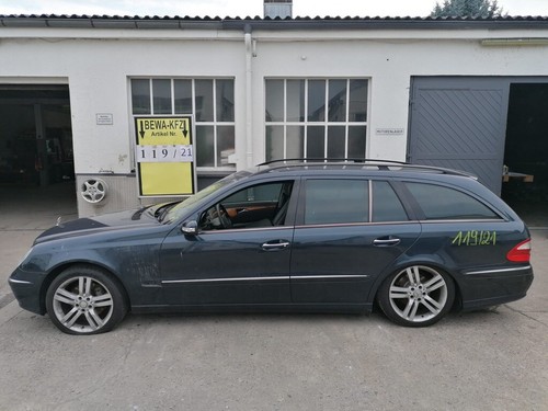 Schlachtfest mercedes w211 - mercedes,