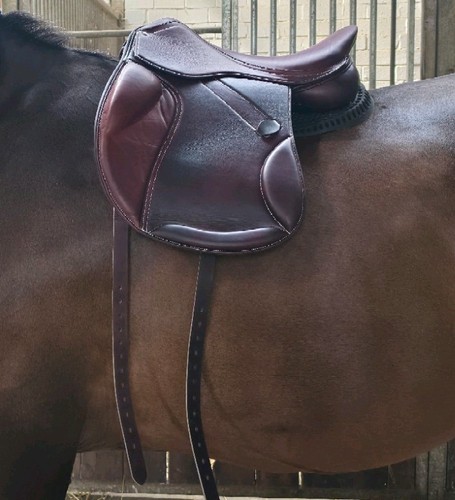 Reitsport sattel - a&m,