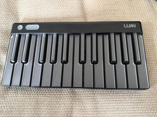 Roli lumi midi keyboard - roli,