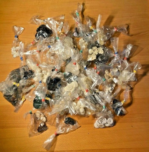 Knopfsammlung tüten - knopfsammlung,