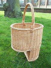 Treppenkorb, Stufenkorb aus gesottener Weide und Holz 