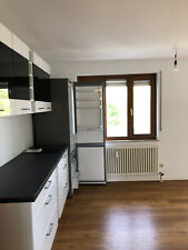 Küche mit Haushaltsgeräten