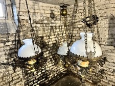 Ein Paar Majolika Antike Dach