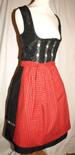 H404 - Country Line Dirndl - Balkonette Mieder Dirndl + 2 Stk. Schürzen Gr. 42