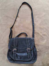 Handtasche, Schultertasche