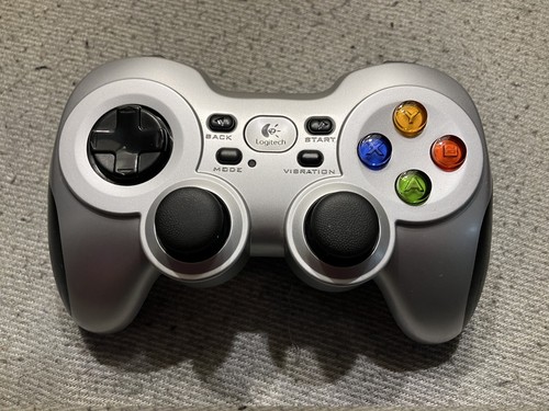 Logitech f710 wireless - logitech, gamepad