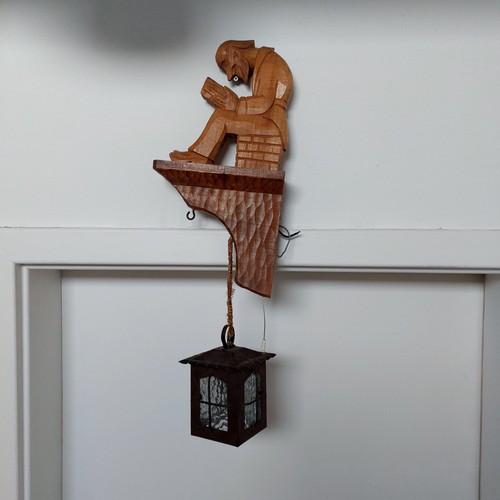GESCHNITZTE