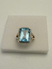 RING mit natürlichen