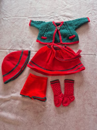 Puppenkleidung gestrickt