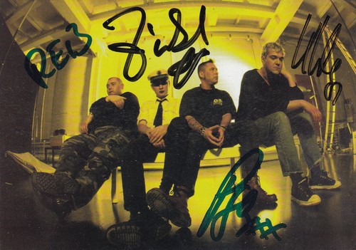 Autogramm the bates - -,