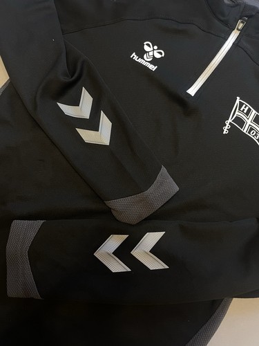 Schwarze trainingsjacke hummel - trainingsjacke,