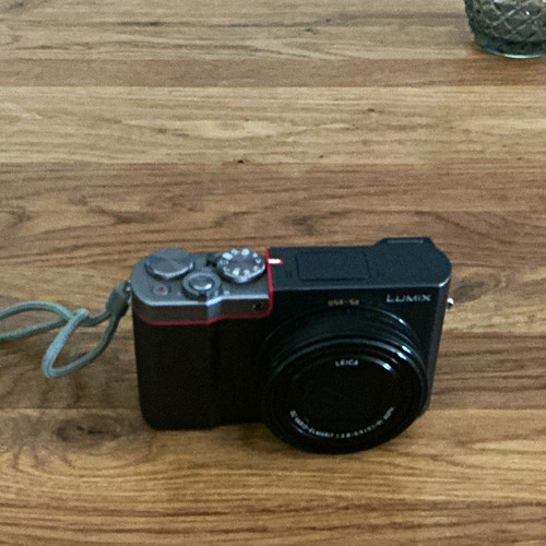 Panasonic lumix tz100 - lumix,