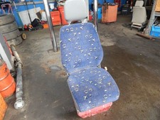 Sitz vorne rechts Beifahrersitz mit Sitzkonsole MERCEDES-BENZ SPRINTER W903 Bj96