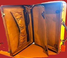 handgearbeiteter Aktenkoffer