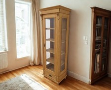 schöne schmale seitlich