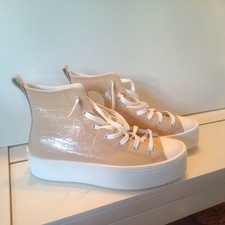 Converse All Star Move