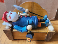 Räuchermann Räuchermännchen Nachtwächter schlafend auf dem Sofa Expertic OVP