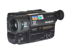 Sony Handycam CCD-TR640E Video8 Camcorder - 8mm Video Camera Recorder