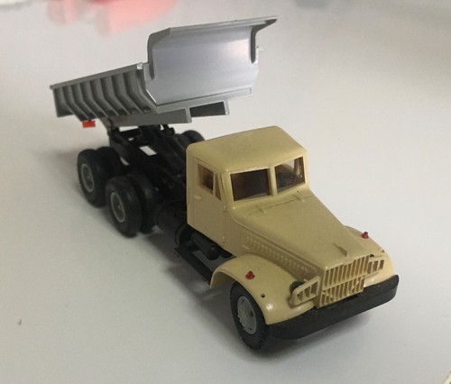 Kraz 256 222 6 - 222, 4
