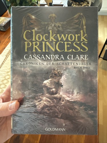 Clockwork princess cassandra - clockwork,