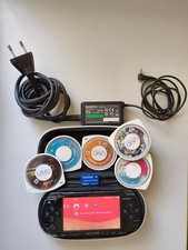 Sony PSP 2004 Slim (Defekt) 5 Spiele Original Netzteil 4GB Memory Stick + Tasche