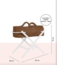 Gehäkelter Babykorb mit