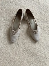 Feine Damenschuhe