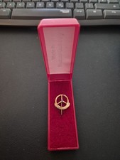 Mercedes Anstecknadel