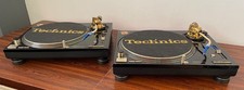 2 Technics SL-1200 Limites