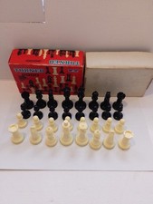 Vintage Torneo 2000 Kunststoff Schachfiguren Filzsockel OVP