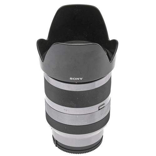 Sony sel 200mm - 18-200mm, f3.5-6.3