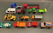 12 Stück teils alte Majorette