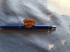 Hard rock cafe pin - rock,
