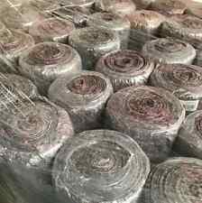 Eine Palette Malervlies -