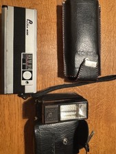 Fujica 400 pocket mit passendem Blitz und Taschen