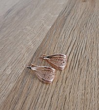 Ohrringe mit 585 RG Stempel