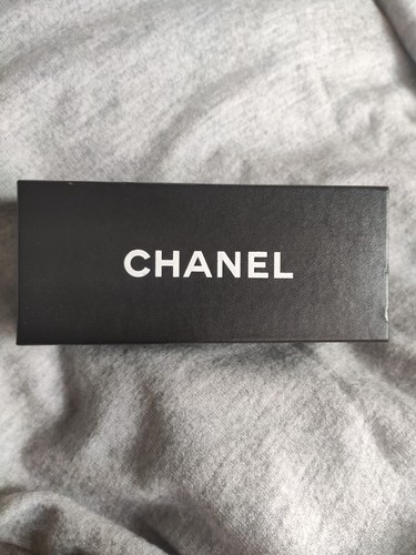 Chanel karton für - chanel,