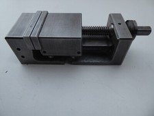 Präzisionsschraubstock allseits 90° neuwertiger Bestzustand Feinschraubstock TOP