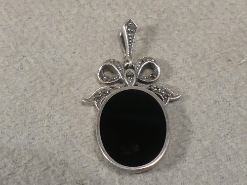 Anhänger mit onyx und - onyx,