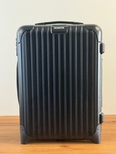 Rimowa Salsa Cabin 33 L 2