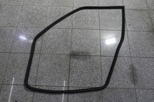 BMW E30 Limousine / Touring Türdichtung  vorne links original