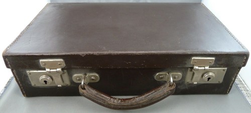 Alter koffer leder 20er - leder, ca.
