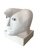 Joachim Schmettau Kopf  Büste mit Glasauge, Porzellan auf Sockel, signiert