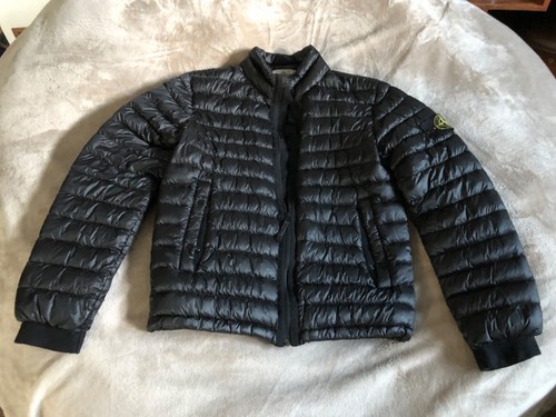 Stone island - stone,