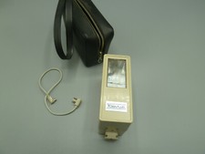 Altes Revue Blitzlicht mit Tasche